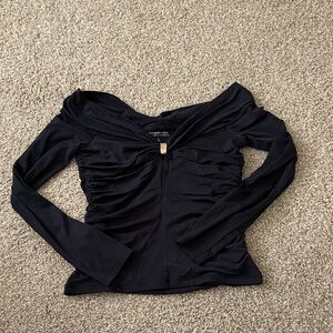 Like New Abercrombie Black Off-Shoulder Top